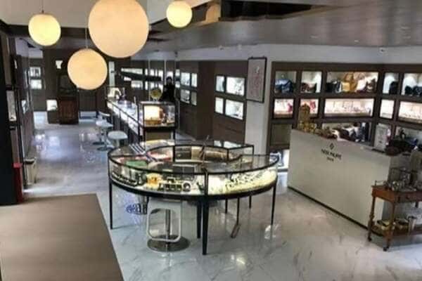 金湾区佳哥鉴酒商行